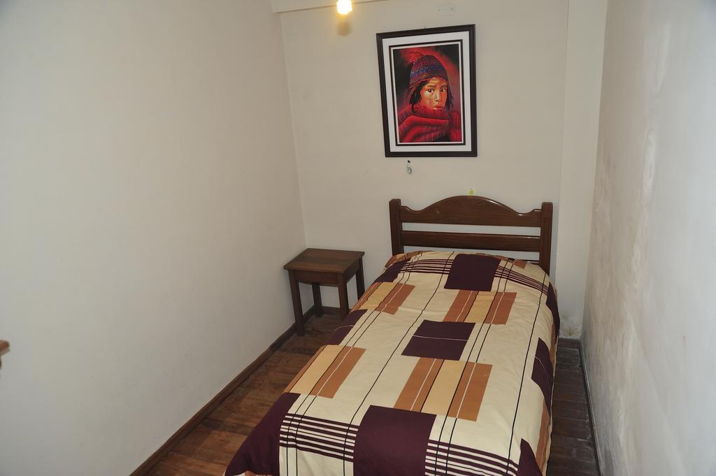 Hostal La Casona Potosi Room photo
