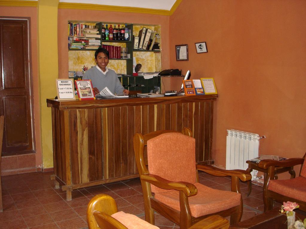 Hostal La Casona Potosi Exterior photo